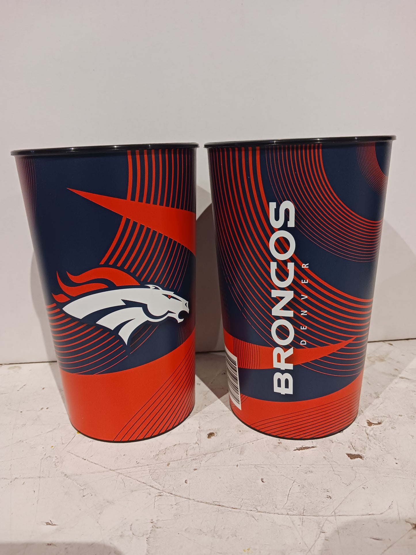 Broncos Geometric Cup