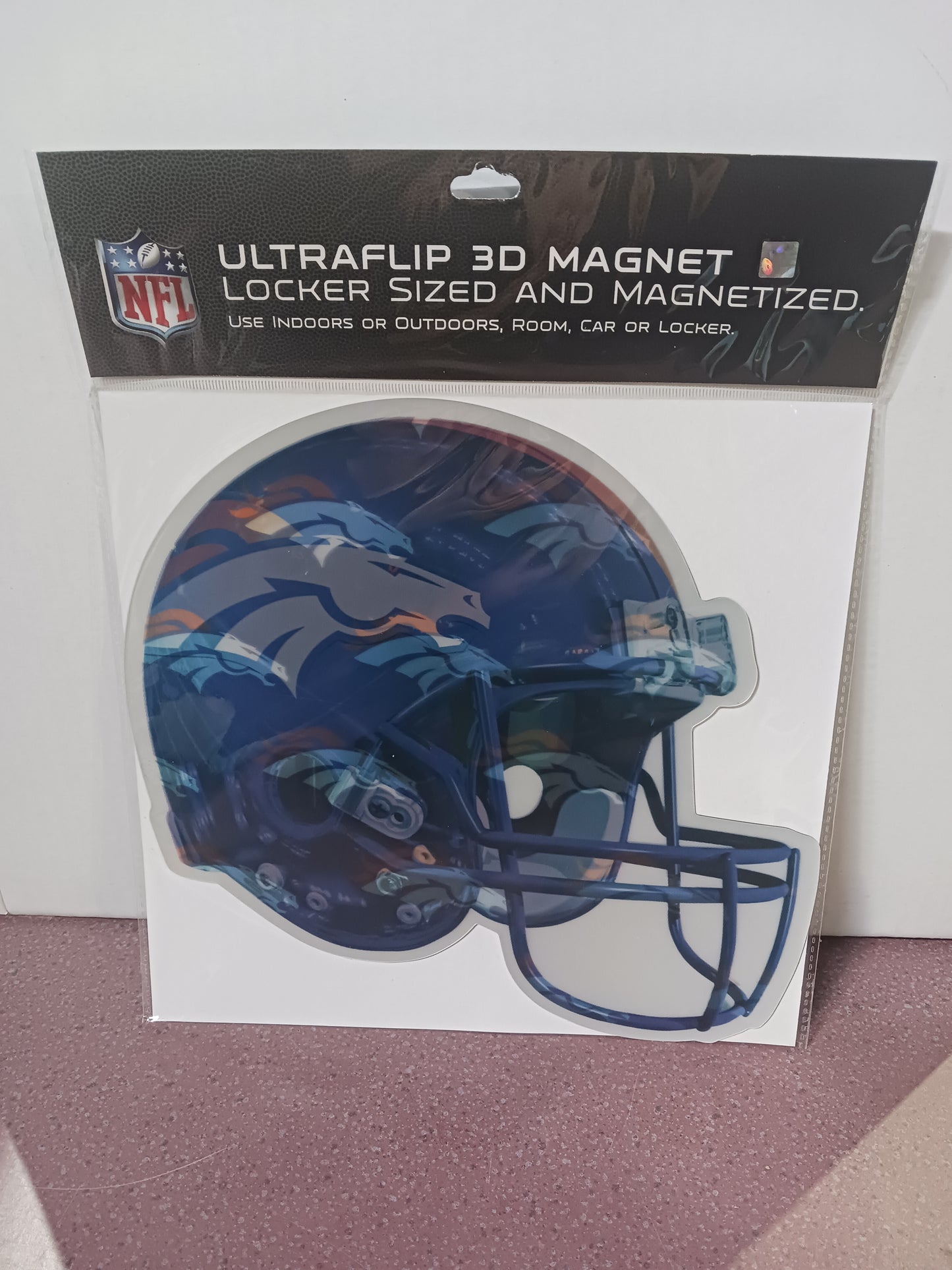 Broncos Large 3D Helmet Magnet