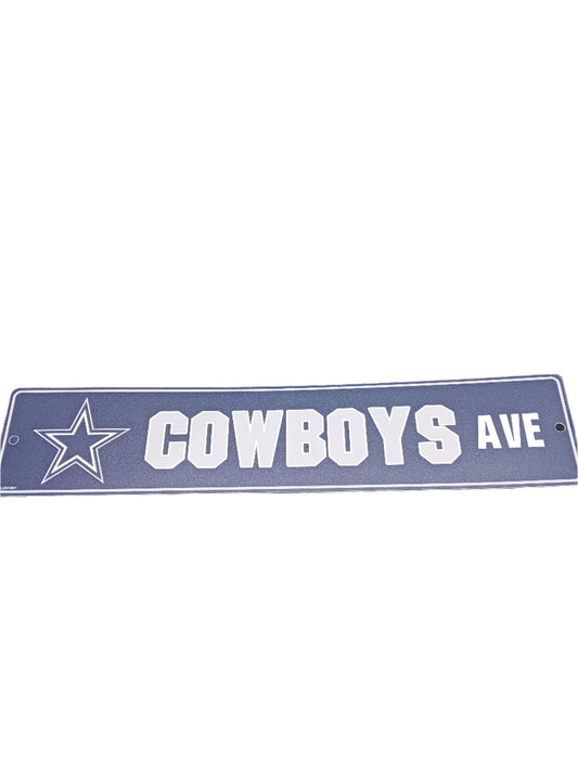 Dallas Cowboys Avenue Sign